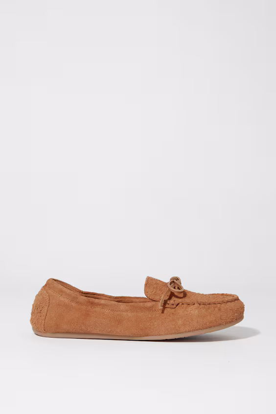 Мокасины из мягкой замши