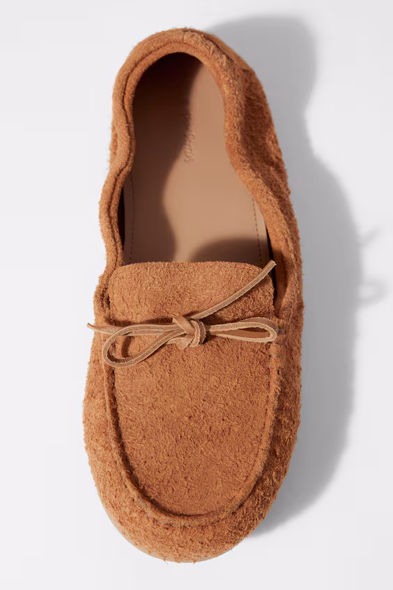 Мокасины из мягкой замши