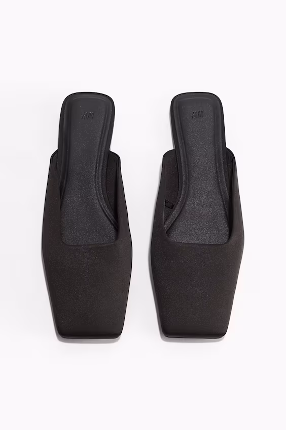 Сабо из атласа с квадратным носком