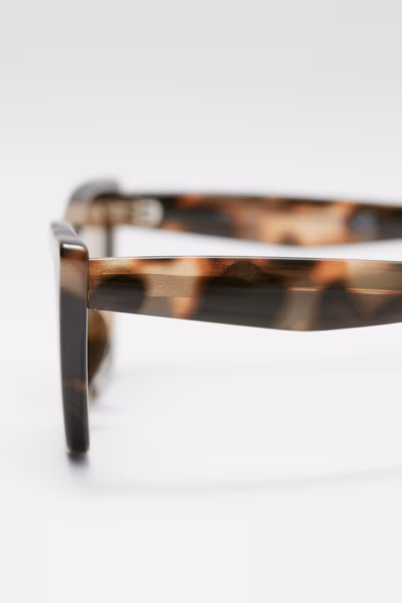 Солнцезащитные очки в стиле кошачий глаз с угловатыми линзами