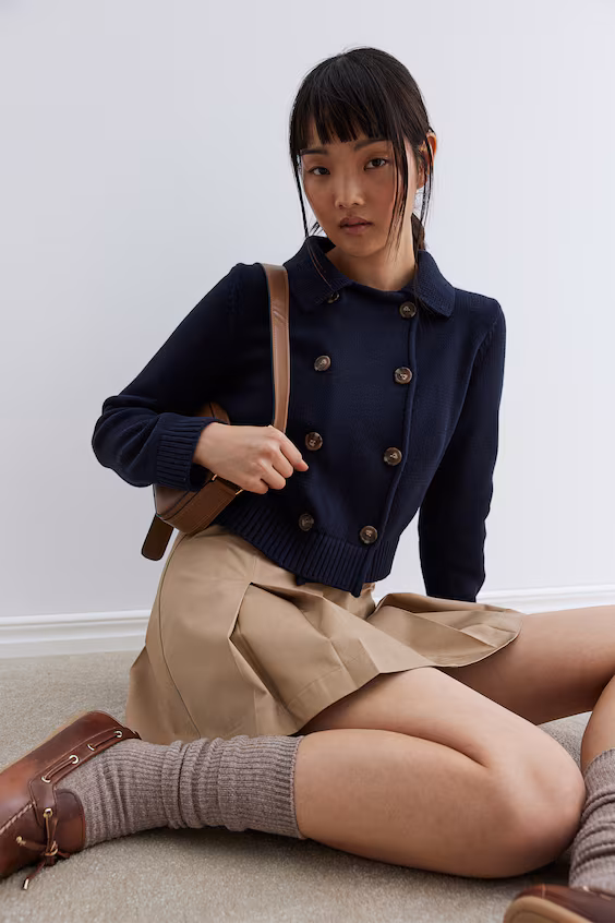 Пальто из тонкой вязаной ткани