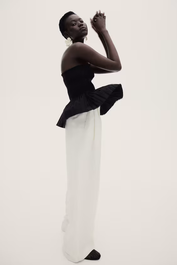 Топ на завязках с рюшами