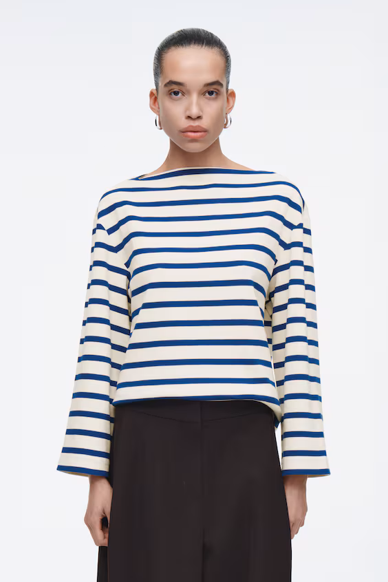 Топ с лодочным вырезом в полоску