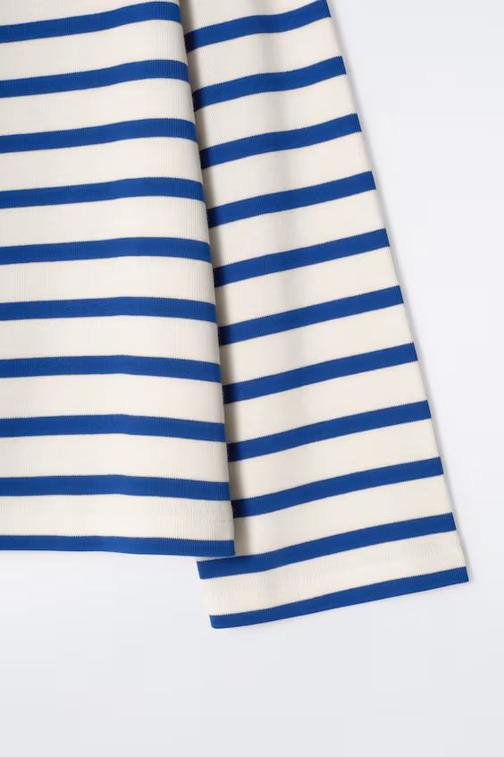 Топ с лодочным вырезом в полоску