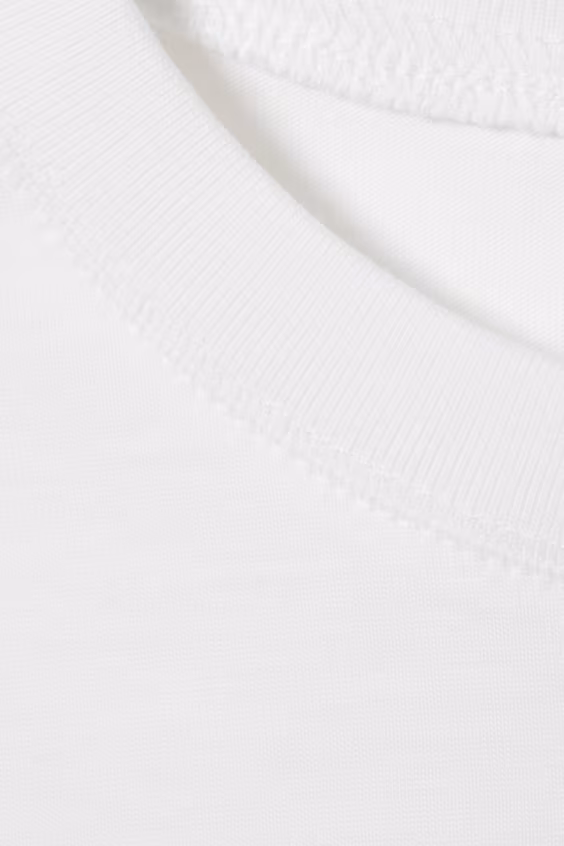 Футболка из хлопка квадратного силуэта