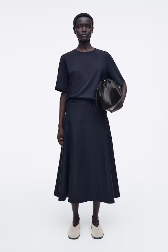 Комфортная хлопковая футболка