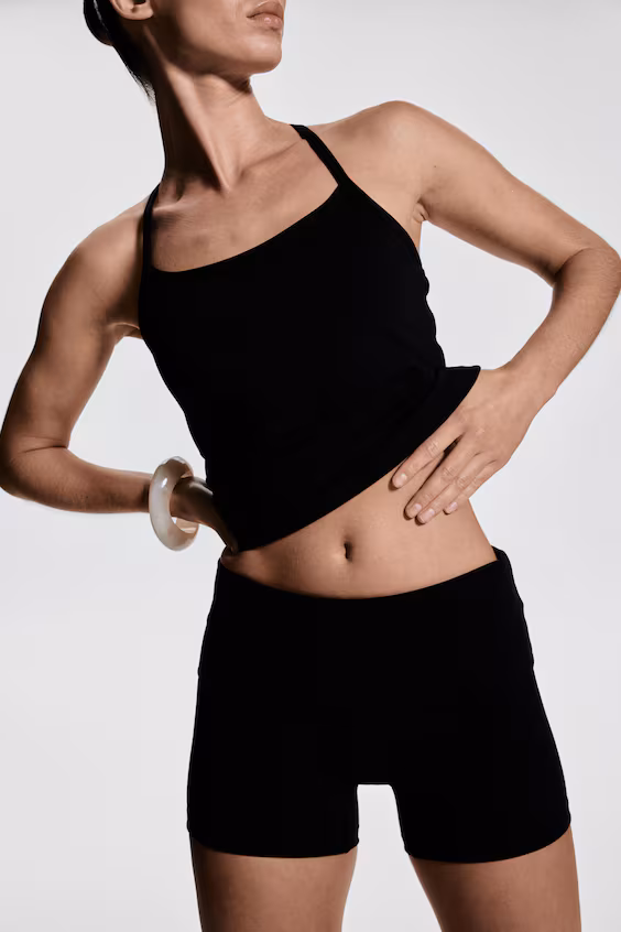 Топ танк для занятий спортом с технологией softmove™