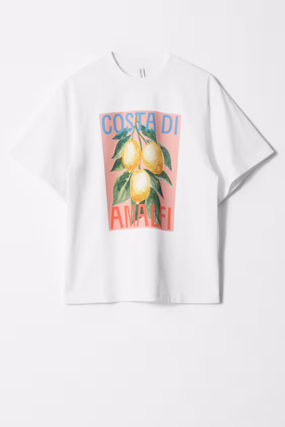 Футболка с оверсайз принтом