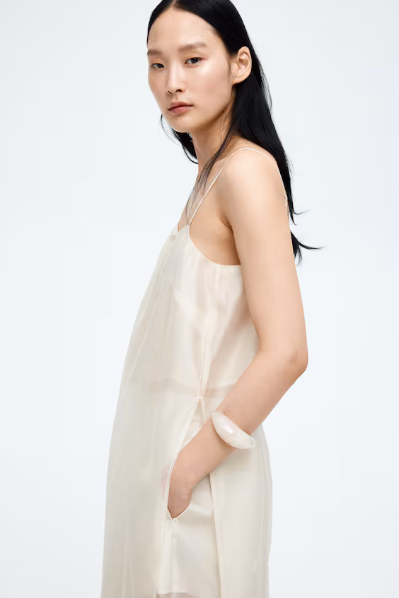 Топ на бретельках