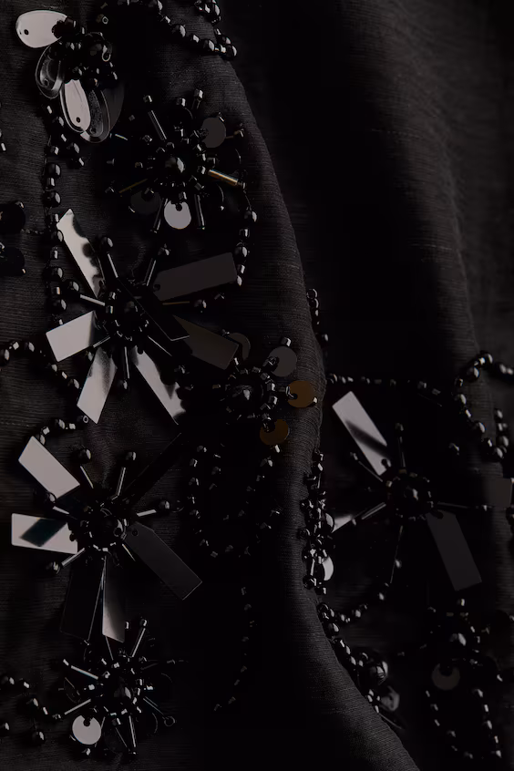 Платье прозрачное с украшениями