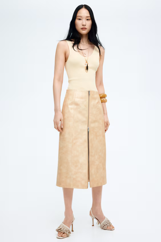 Юбка с передней молнией и покрытием