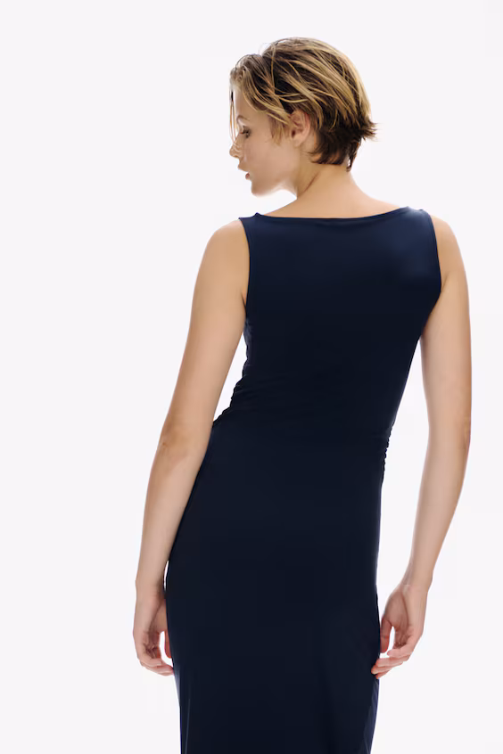 Длинное платье с завязками и драпировкой