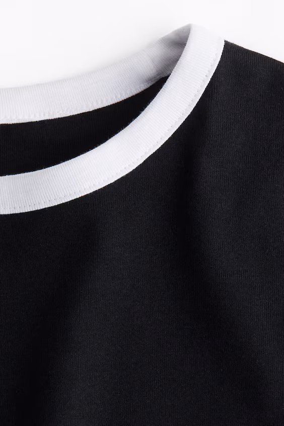 Футболка прямого кроя