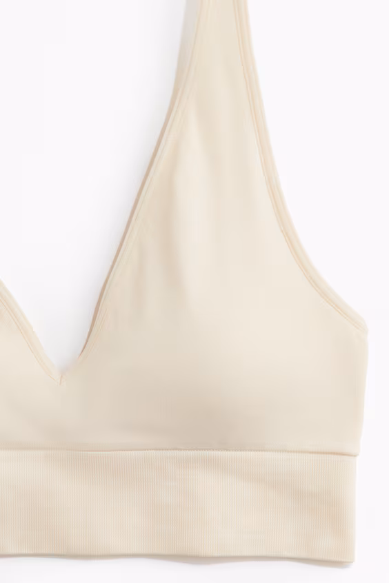 Софт-бюстгальтер с мягкими чашками seamless