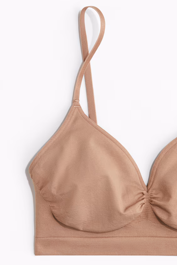 Бюстгальтер из мягкого эластичного материала