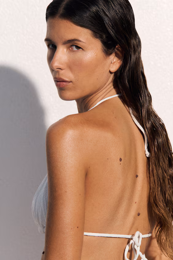 Треугольный бикини с поролоновыми вставками