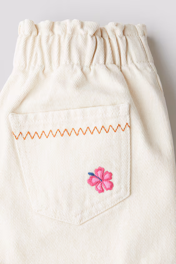 Джинсовые шорты свободного кроя