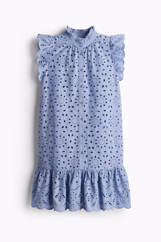 Платье с английской вышивкой