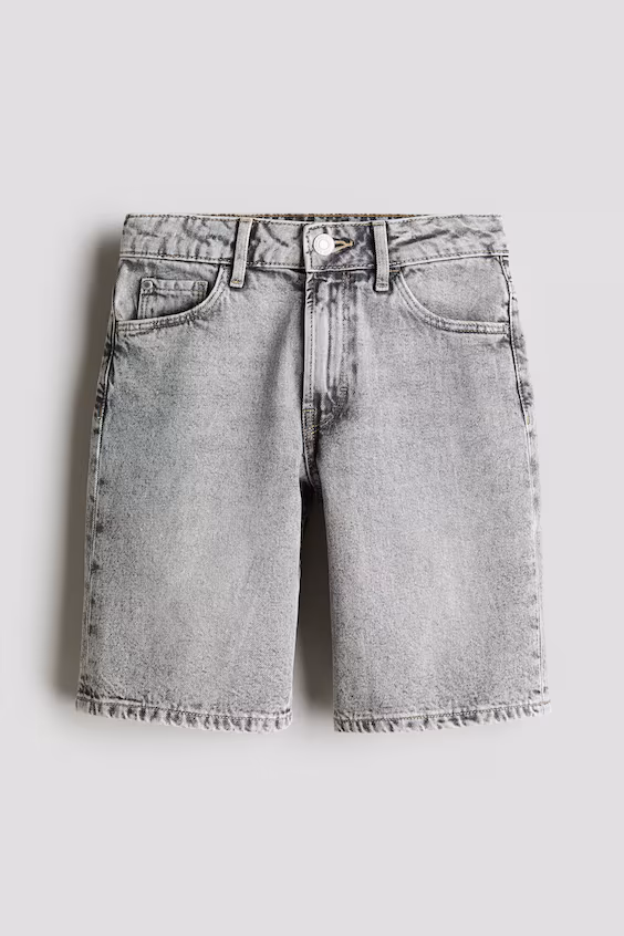 Джинсовые шорты свободного кроя