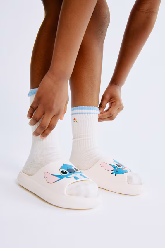 Шлепанцы для ванной комнаты с литым пяткой