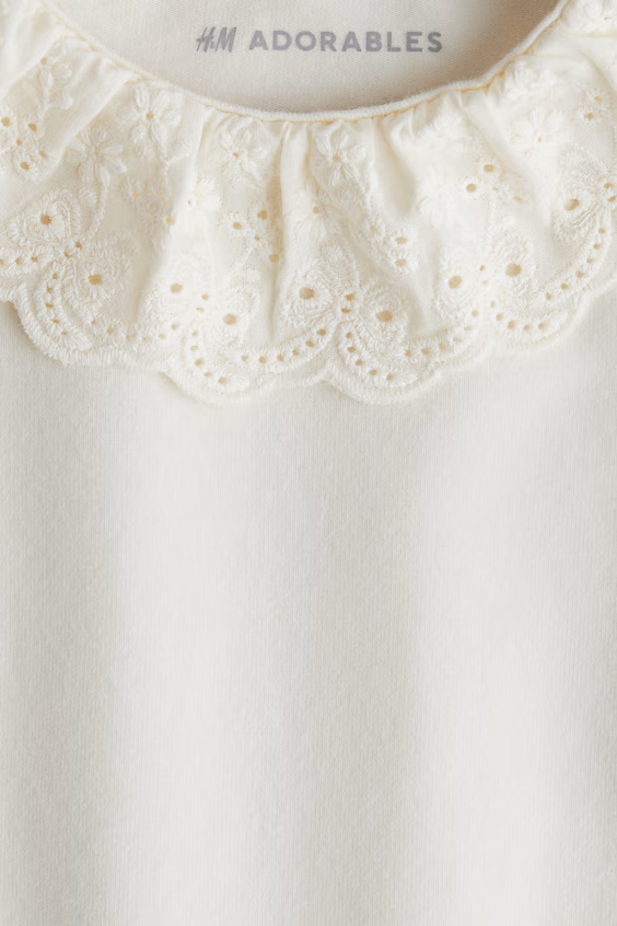 Боди из хлопка с воротником из английского кружева