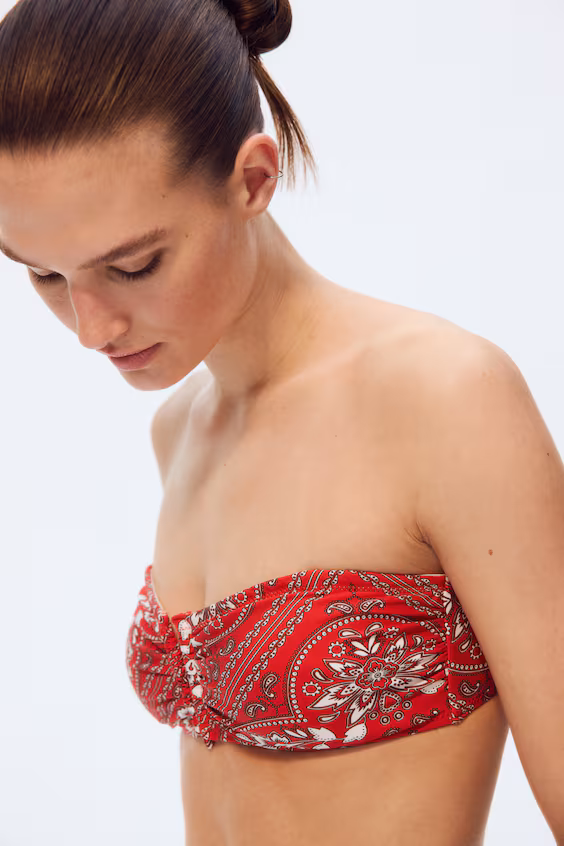 Бандо верх купальника с поролоновыми чашечками