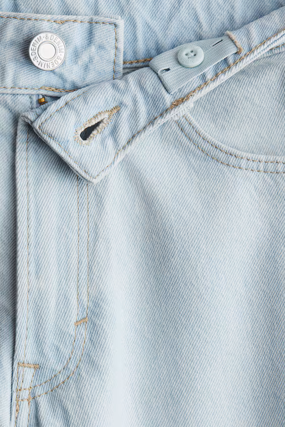 Джинсовые шорты свободного кроя