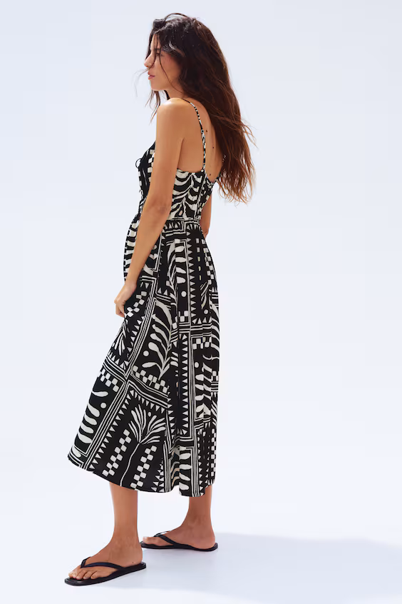 Платье из мягкого трикотажа с эффектом морщин