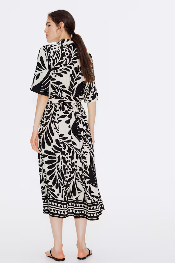 Платье-рубашка с завязывающимся поясом