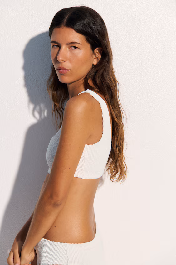 Топ бикини с поролоном