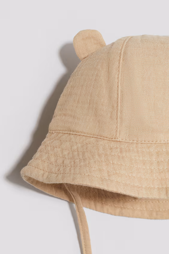 Шапка с ушками