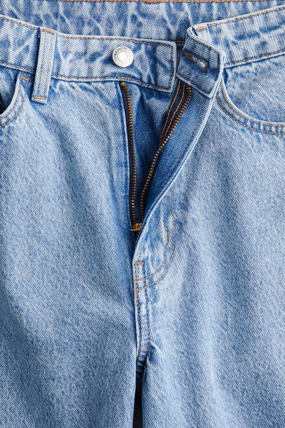 Джинсы с широкими ультравысокими брюками