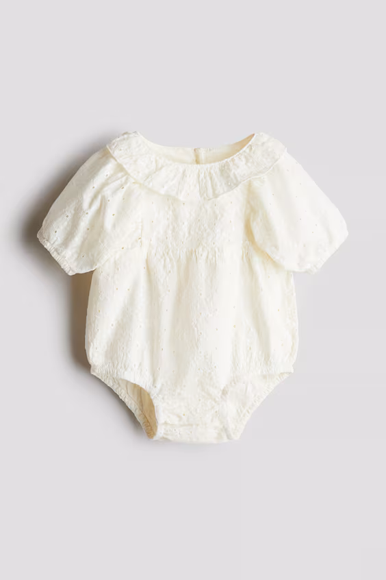 Фофо с английской вышивкой