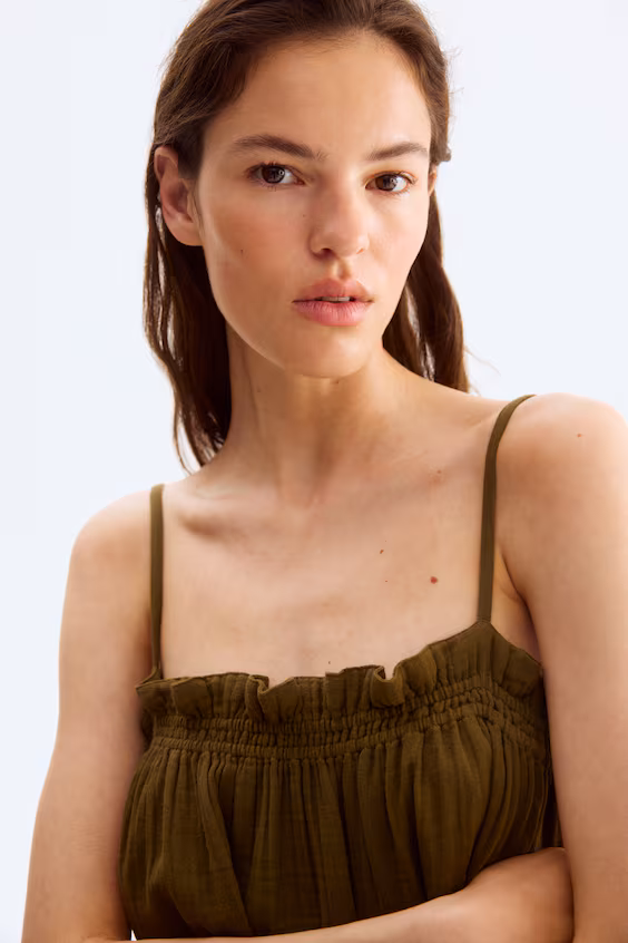 Платье из муслина с регулируемыми лямками