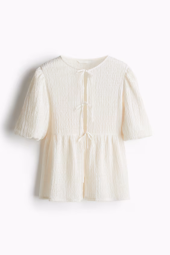 Свитер с баской на завязках