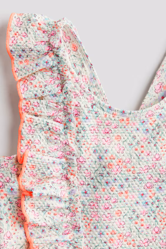 Купальник с оборками