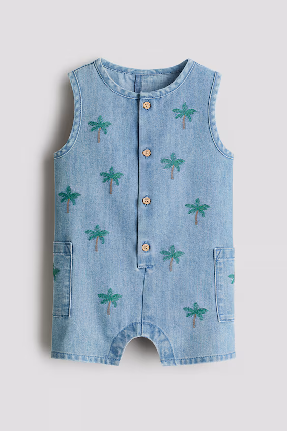 Комбинезон с вышивкой