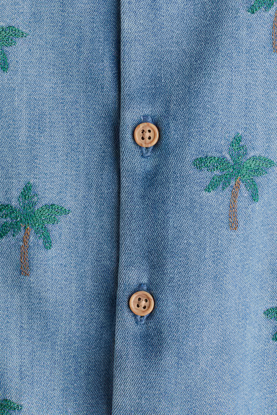 Комбинезон с вышивкой