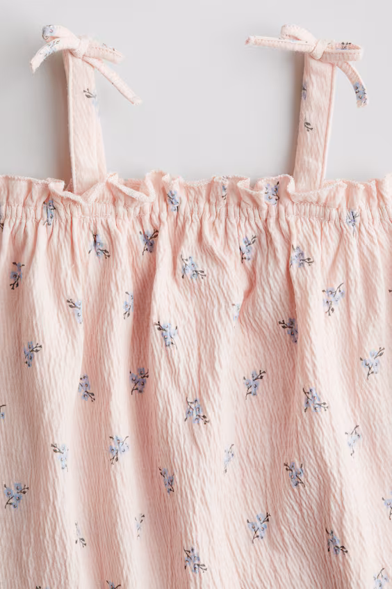 Комбинезон из мягкого мятья на завязках