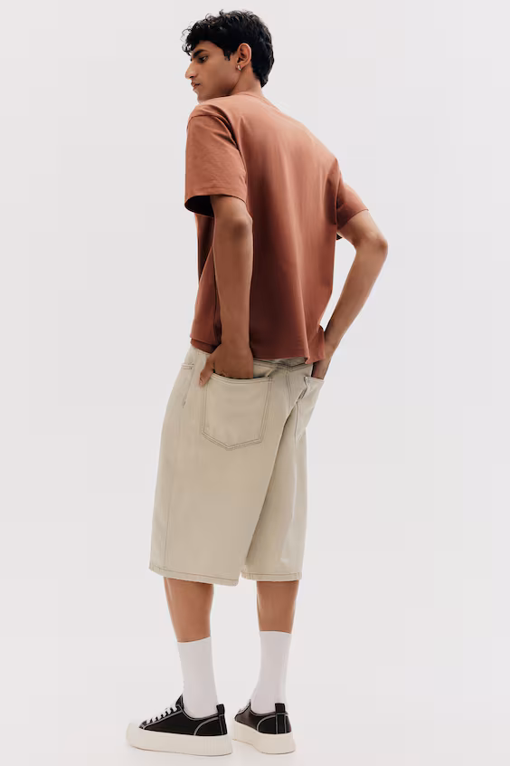 Футболка свободного покроя