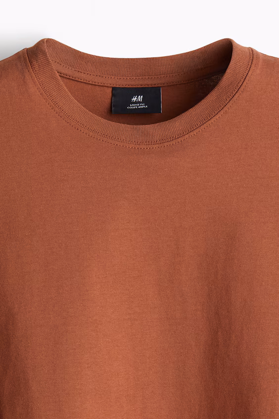 Футболка свободного покроя