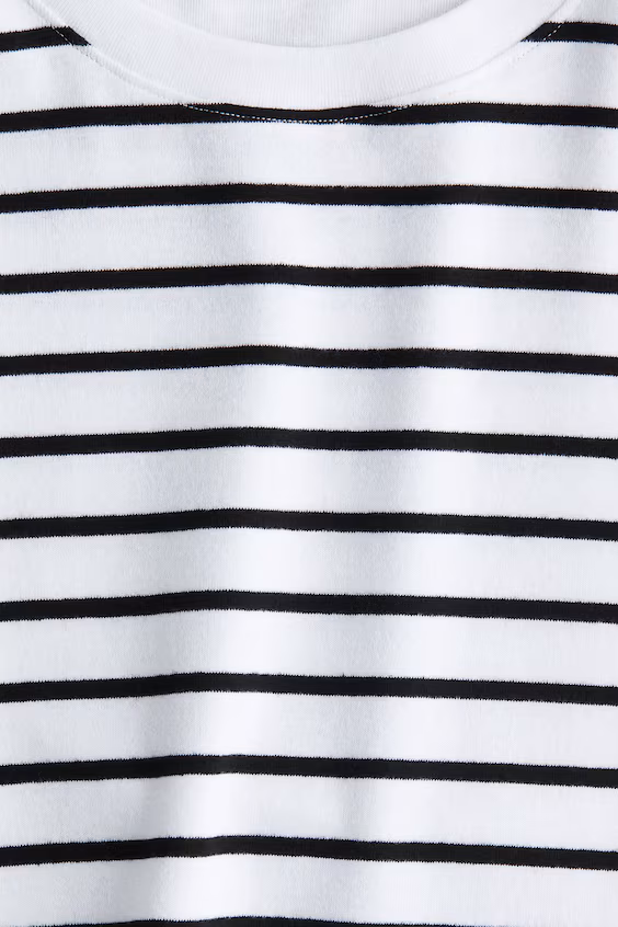 Платье из мягкого джерси с короткими рукавами