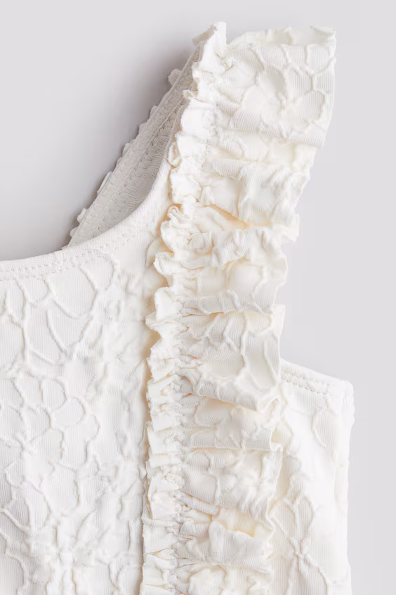 Купальник с оборками