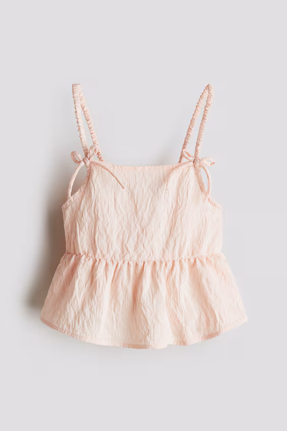 Топ с баской и бантами