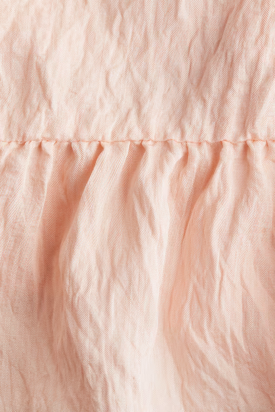 Топ с баской и бантами