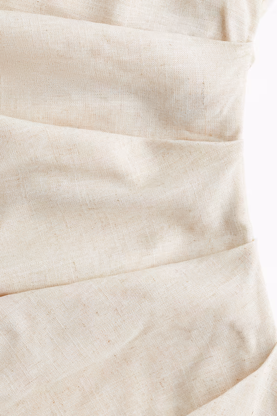 Платье из смеси льна с драпировкой