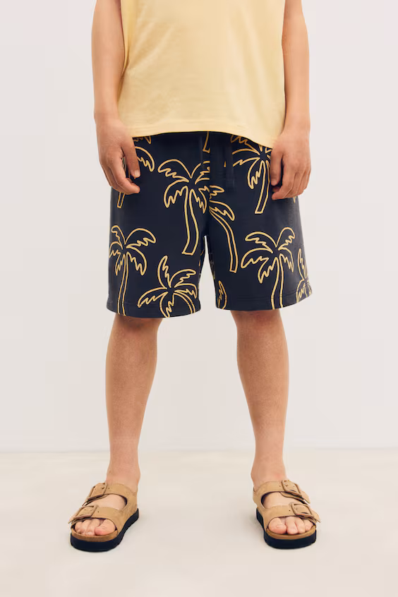 Шорты из футбольной ткани с рисунком