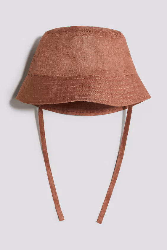 Шляпа для солнца из льна