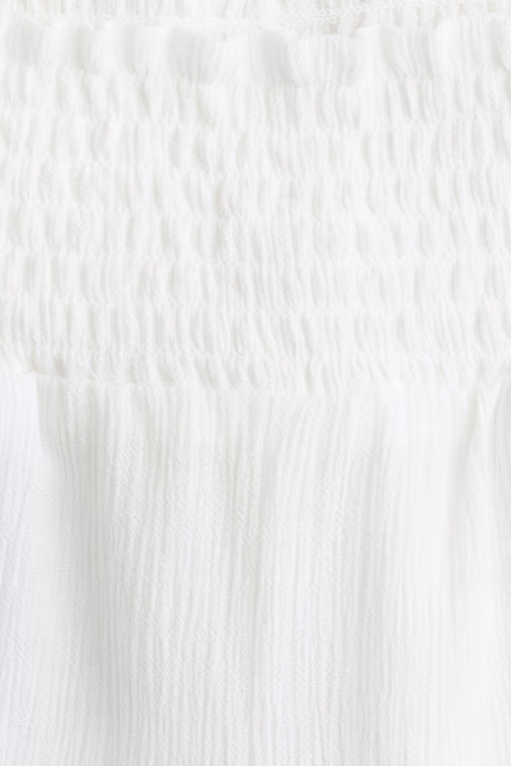 Брюки с мятыми складками и смокингом