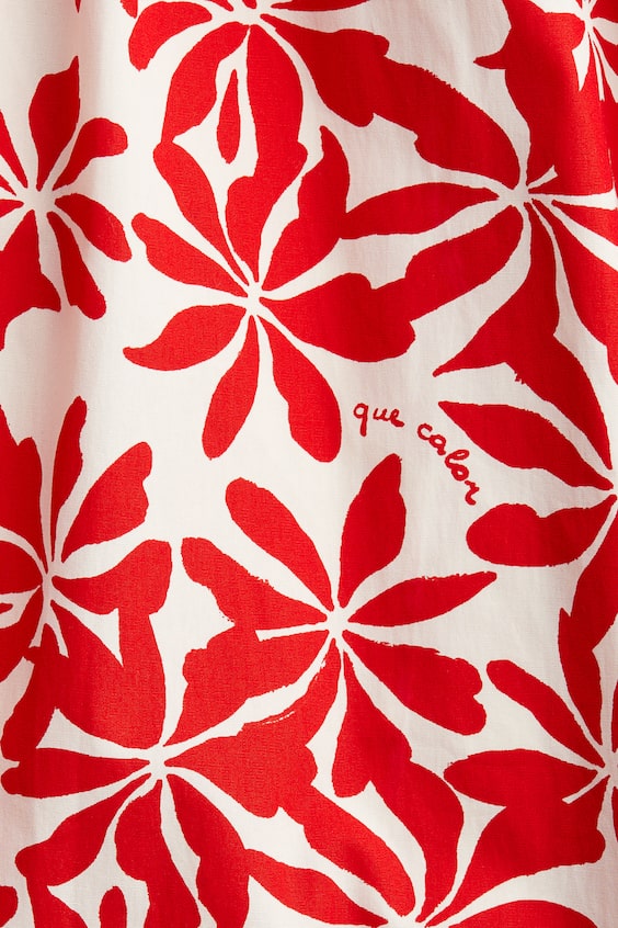 Платье с тонкими бретелями